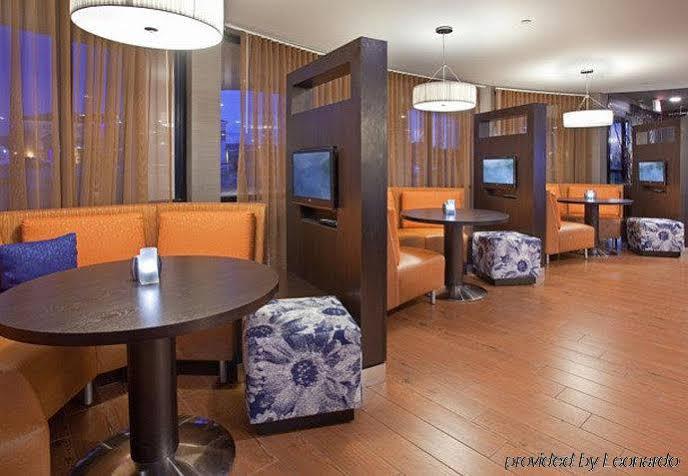 Courtyard Casper Hotel Bagian luar foto