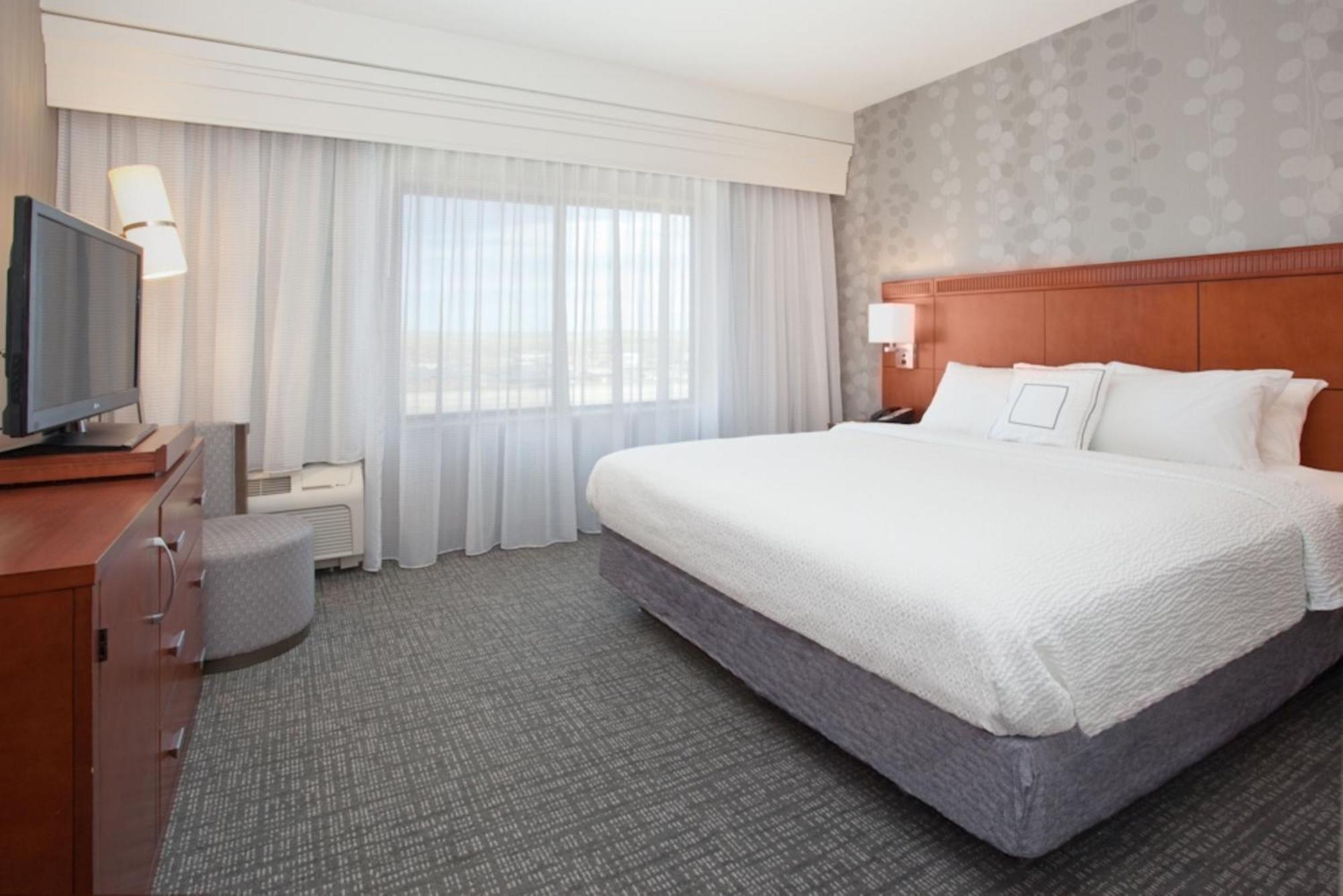 Courtyard Casper Hotel Bagian luar foto
